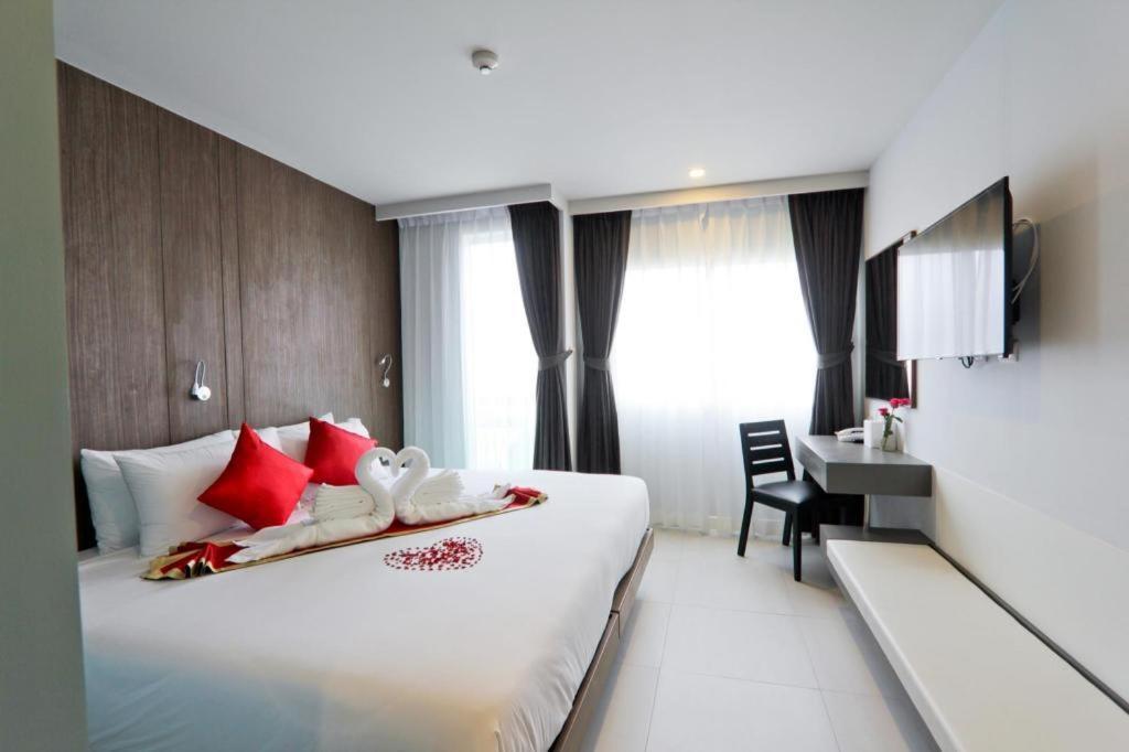 Elegancy Sansabai Hotel Patong Zewnętrze zdjęcie