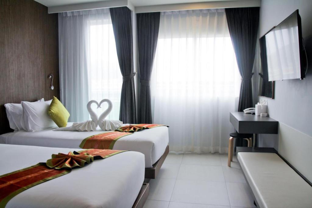 Elegancy Sansabai Hotel Patong Zewnętrze zdjęcie