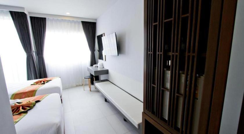 Elegancy Sansabai Hotel Patong Zewnętrze zdjęcie