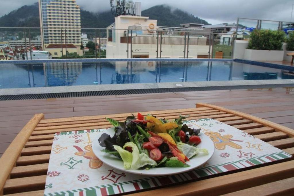 Elegancy Sansabai Hotel Patong Zewnętrze zdjęcie